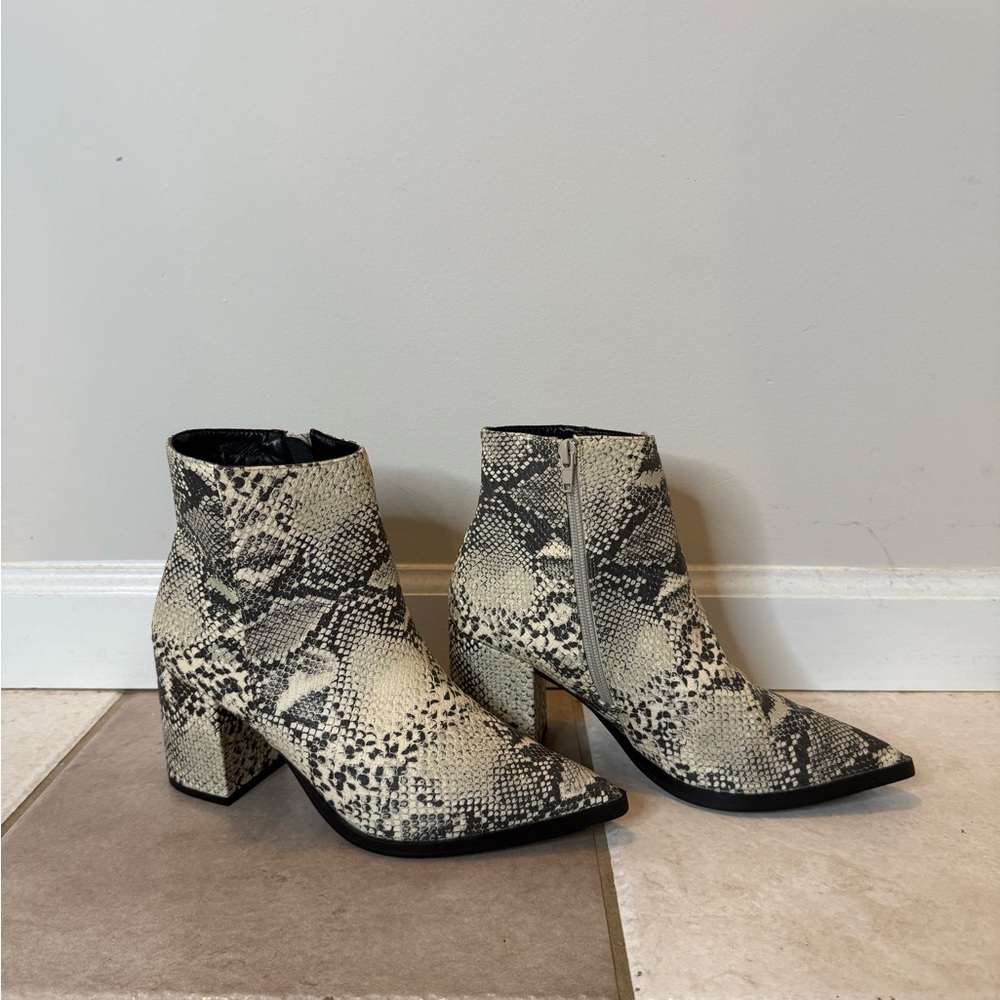 Black and Cream Ankle Boots with Chunky Heel